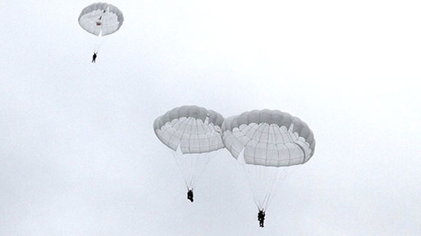 Разведчики армейского корпуса Балтфлота завершили занятия по воздушно-десантной подготовке