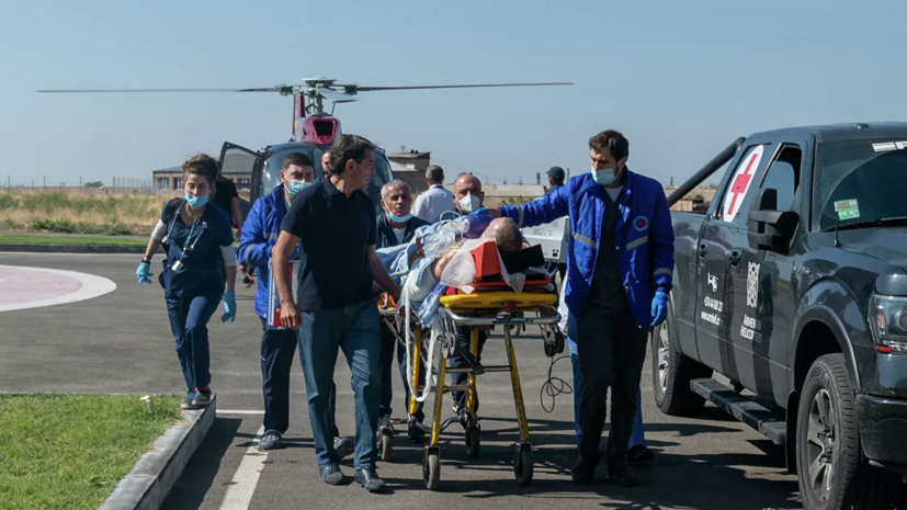 Минздрав сообщил об улучшении состояния раненного в Карабахе военкора
