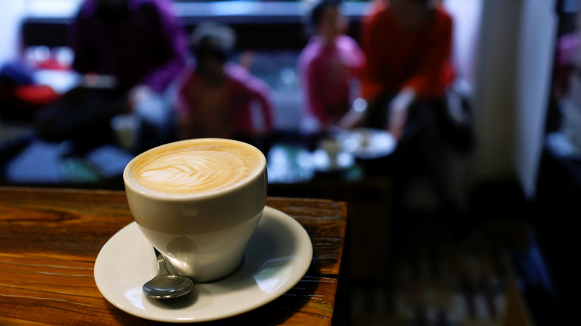 В Польше введут ограничения на работу кафе и ресторанов