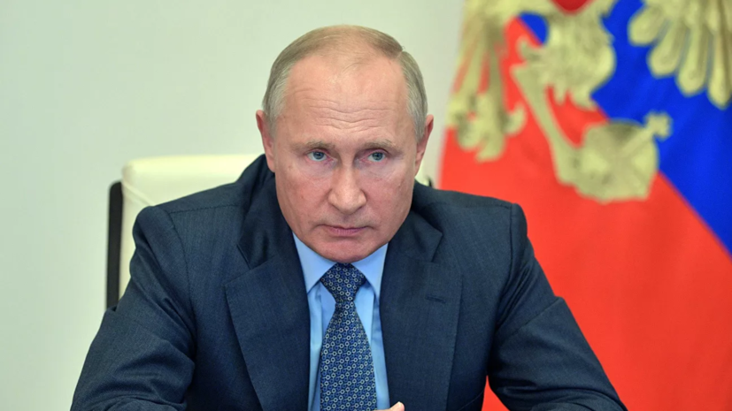 Путин призвал аккуратно принимать меры против коронавируса в регионах