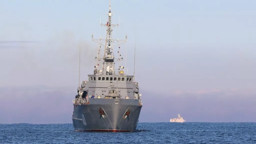 Корабль противоминной обороны ЧФ «Иван Антонов» провёл учения с отрядом больших десантных кораблей