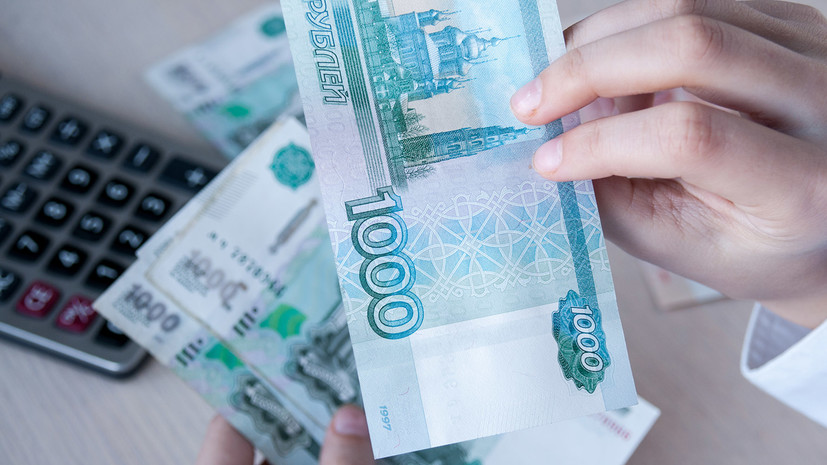«Россия оказалась довольно устойчивой»: экономист Saxo Bank о прогнозе по ВВП РФ, динамике рубля и ценам на нефть