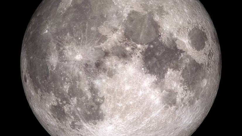 В NASA заявили об обнаружении воды на солнечной стороне Луны