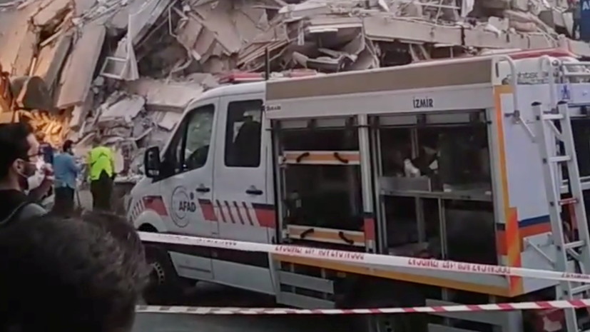 Число жертв землетрясения в Турции возросло до 12