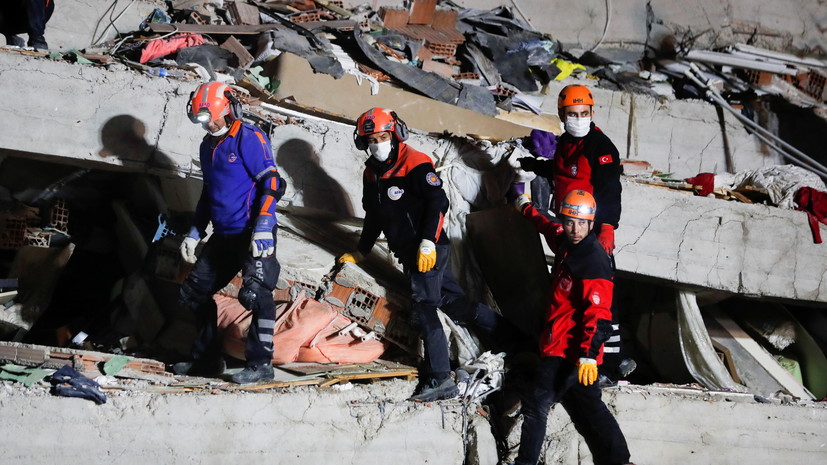 Более 700 человек пострадали в результате землетрясения в Турции