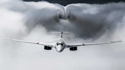 Стратегический бомбардировщик Ту-160М