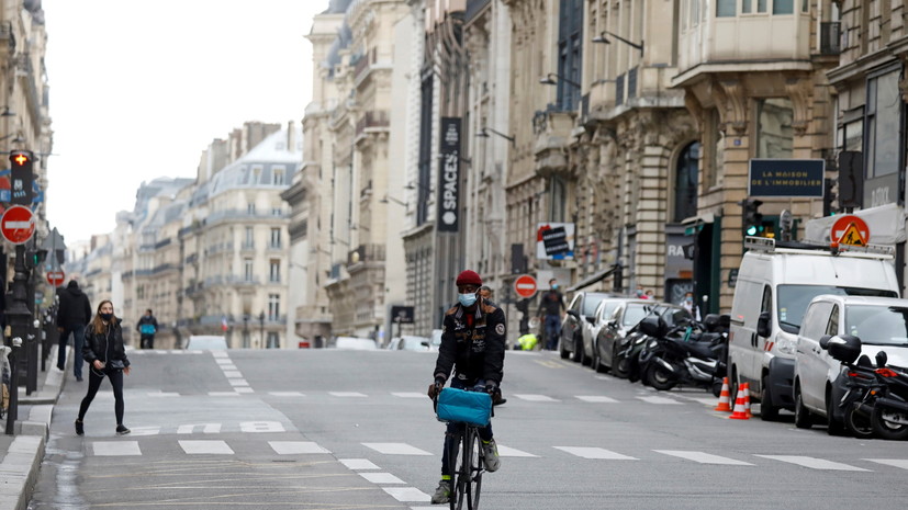 Во Франции за сутки зафиксировано более 35 тысяч случаев коронавируса