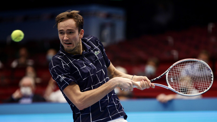 Медведев поднялся на пятое место в рейтинге ATP