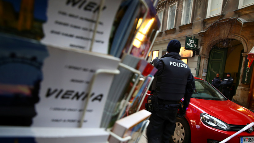 СМИ сообщили о стрельбе около синагоги в Вене