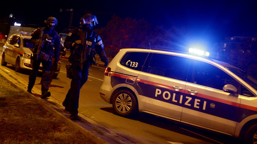 Полиция призвала не публиковать в соцсетях фото с места нападения в Вене