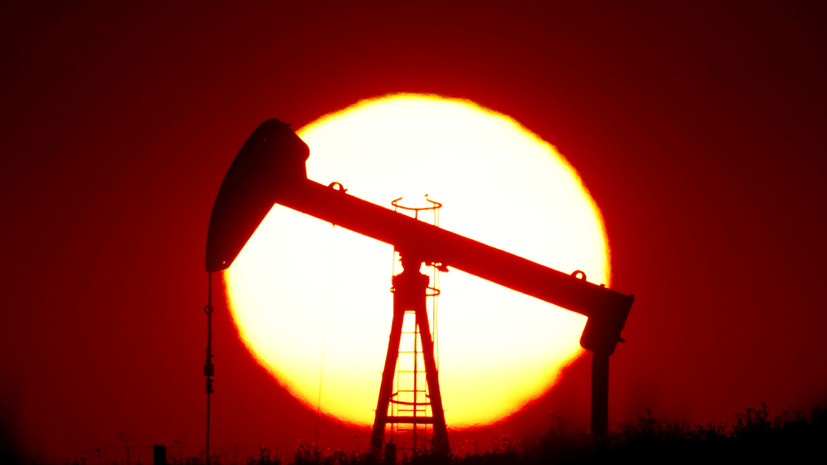 Мировые цены на нефть растут в ходе торгов  4 ноября