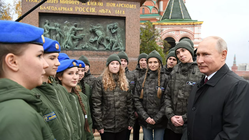 Путин посетил новый подземный музей в Кремле