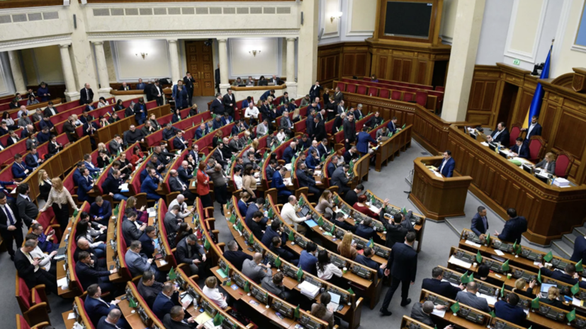 Власти Украины не исключили введения карантина выходного дня
