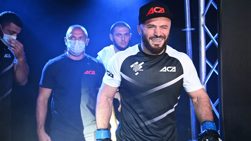 Исмаилов рассказал, что ему предлагали бой с нынешним чемпионом UFC Адесаньей