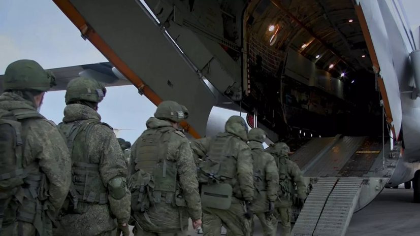 В Карабах вылетел 14-й самолёт с российскими миротворцами