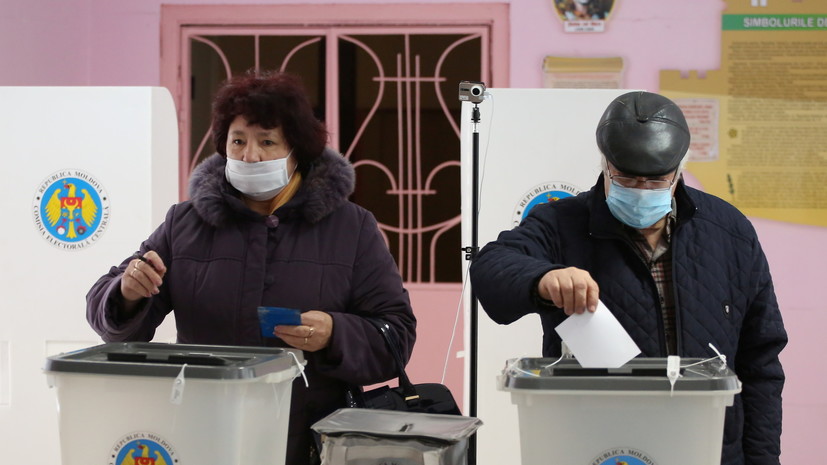 Явка на второй тур президентских выборов в Молдавии превысила 50%