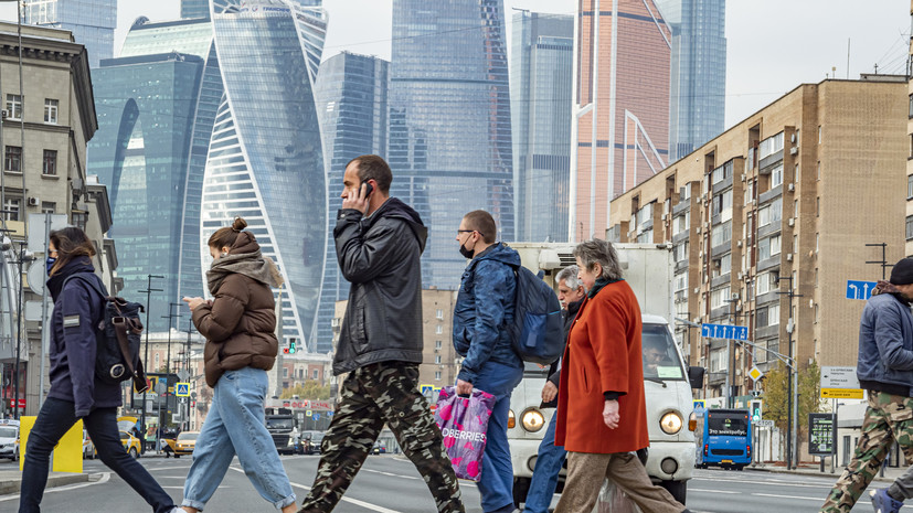 Синоптики назвали прошедшую в Москве ночь самой холодной с начала осени