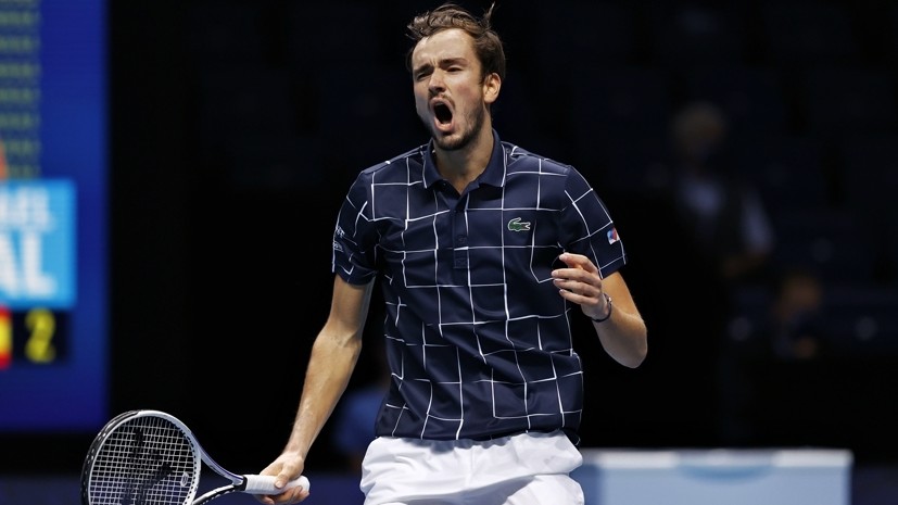 Впервые в карьере: Медведев победил Надаля и вышел в финал Итогового турнира ATP