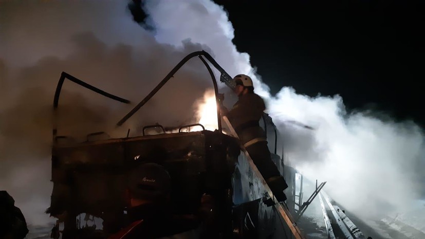 Автобус из Владикавказа загорелся в Ростовской области