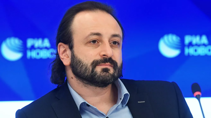 Авербух поздравил Мишина с успехами его подопечных на этапе Гран-при в Москве