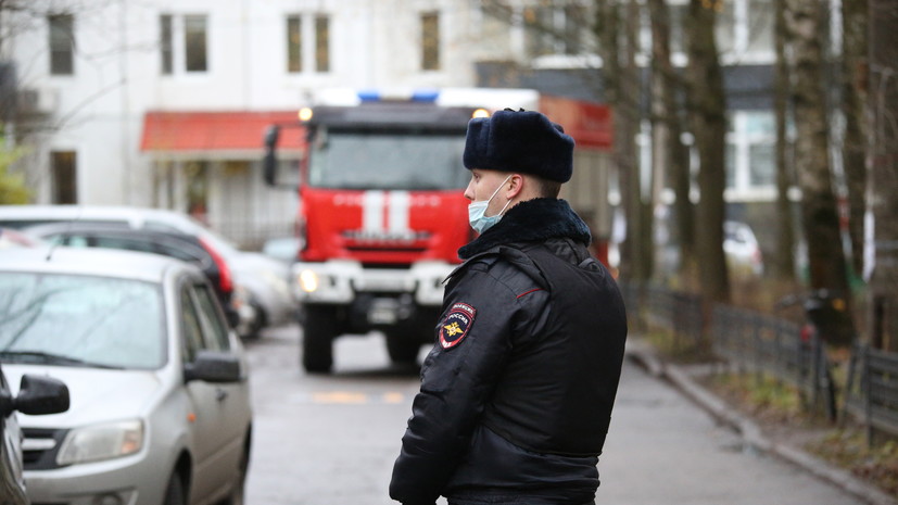 «Угрожал убийством»: захвативший шестерых детей в петербургской квартире мужчина добровольно сдался