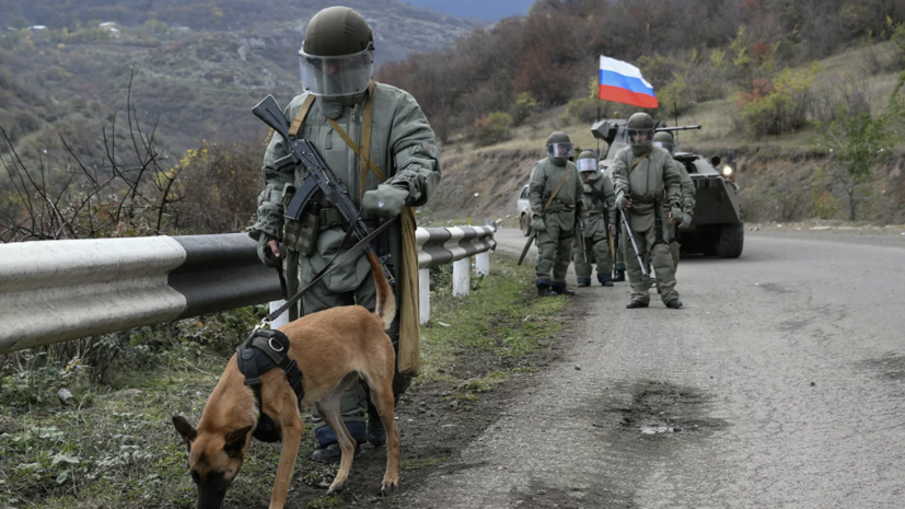 Миротворцы обезвредили около тысячи взрывоопасных предметов в Карабахе