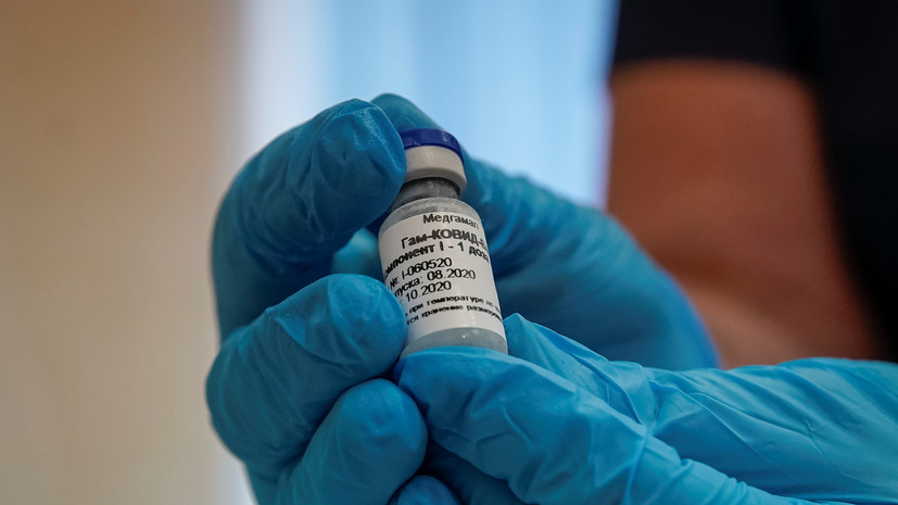 В ЦВО началась вакцинация личного состава от коронавируса