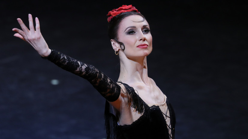 «Куда бы я ни приезжала, я всё время чему-то училась»: Светлана Захарова о зрителях, закулисье балета и Коко Шанель