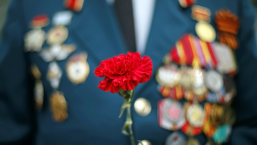 «Разрыв с собственным прошлым»: почему на Украине выступают против вручения медалей к 75-летию Победы