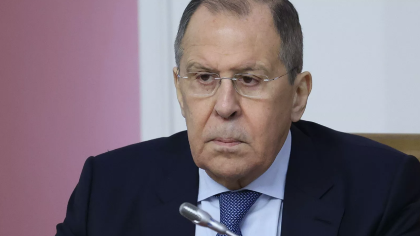 Лавров и глава МИД ОАЭ проведут переговоры в Москве