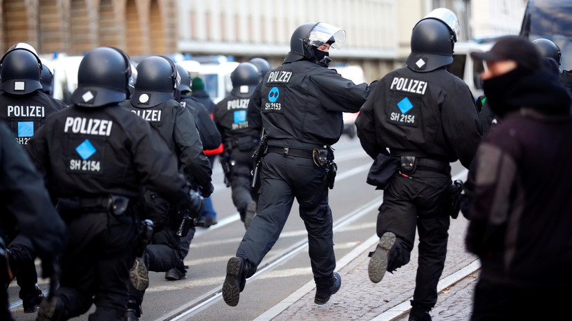 В Лейпциге произошли столкновения между демонстрантами и полицией