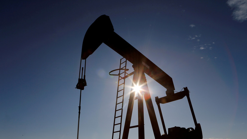 Цены на нефть растут на 1%