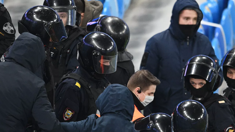 По итогам потасовки на матче «Зенит» — «Спартак» полиция задержала 19 человек