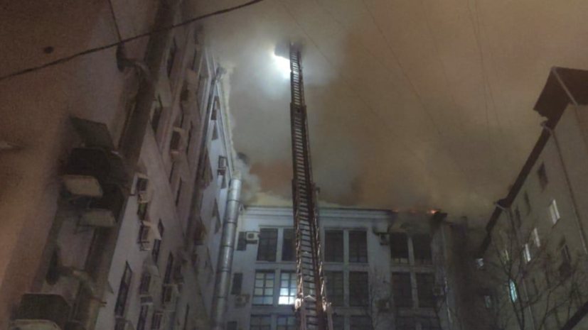 Пожар в здании Мосгоргеотреста потушен