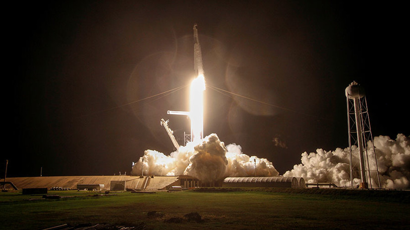 SpaceX выполнила запуск Falcon 9 с разведывательным спутником США