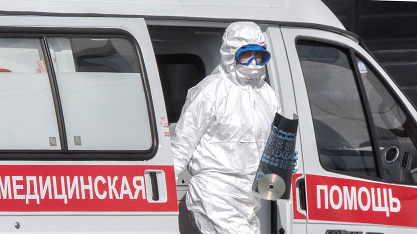 Рост числа случаев коронавируса в России связали с предстоящими праздниками