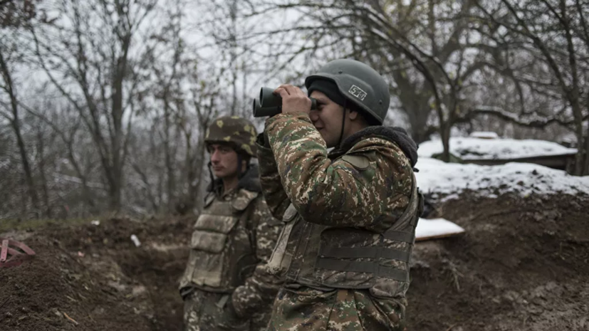 Российские миротворцы в Карабахе проверяют сообщения о стрельбе