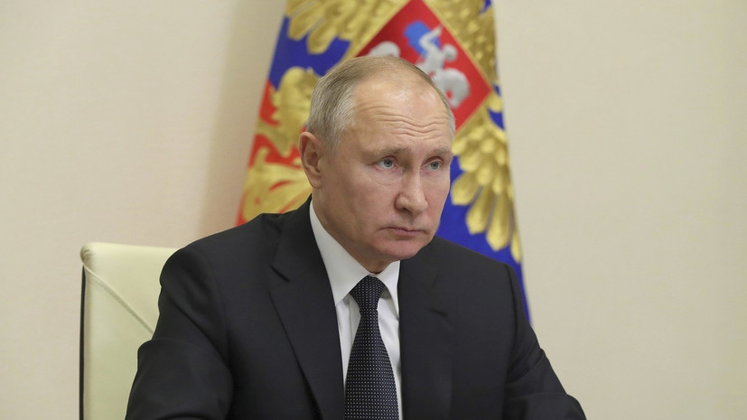 Путин подписал закон о новой методике расчёта МРОТ