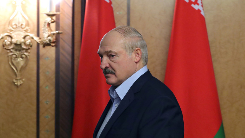 Лукашенко заявил о провале попытки насадить нацизм в Белоруссии
