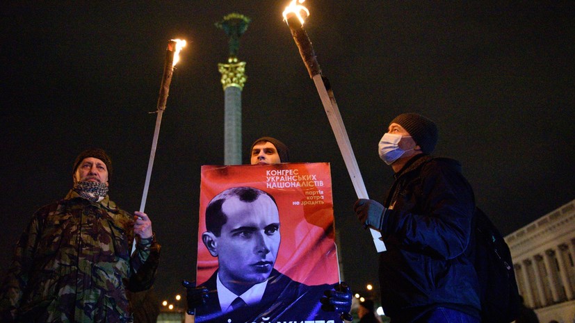 В Крыму оценили прошедшее в Киеве шествие в честь Бандеры