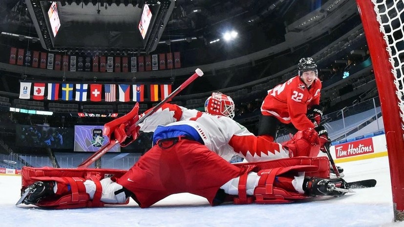 Провал в дебюте, ошибки Аскарова и незасчитанный гол Абрамова: как Россия проиграла Канаде в полуфинале МЧМ-2021