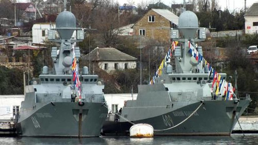 В пункте базирования надводных кораблей Каспийской флотилии в Дагестане прошли учения