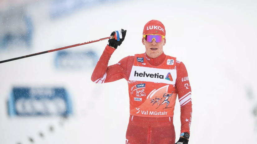 Большунов выиграл масс-старт на этапе «Тур де Ски»