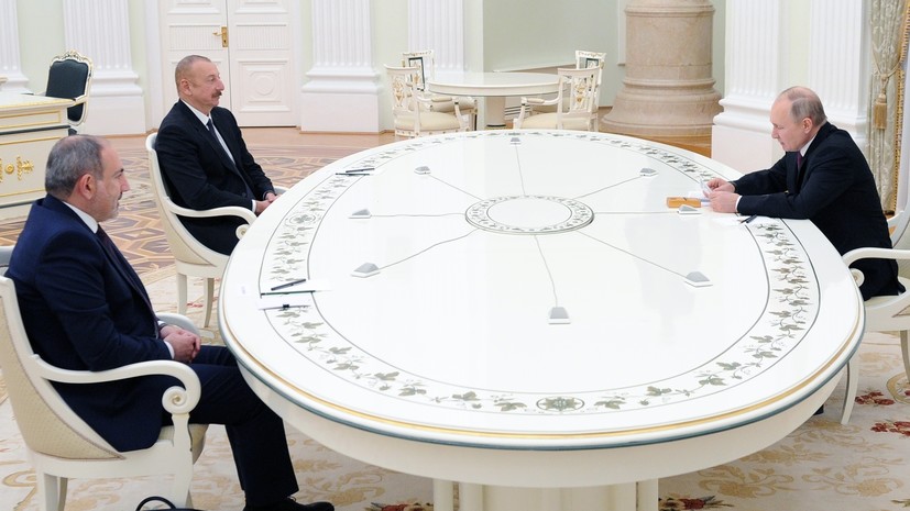 Путин, Алиев и Пашинян подписали заявление о развитии Карабаха