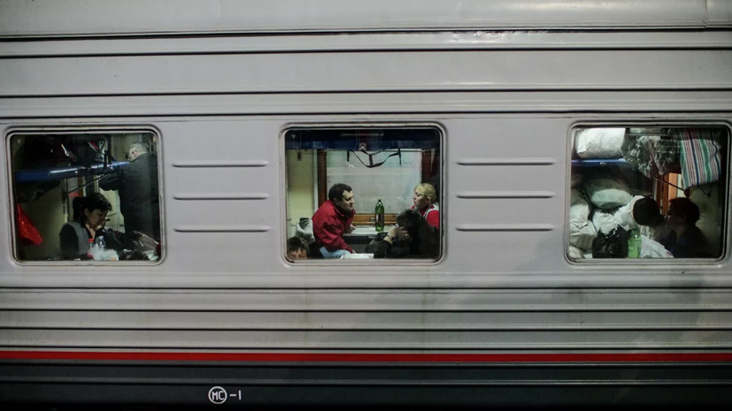 Пассажир устроил дебош в поезде, следовавшем из Адлера в Пермь