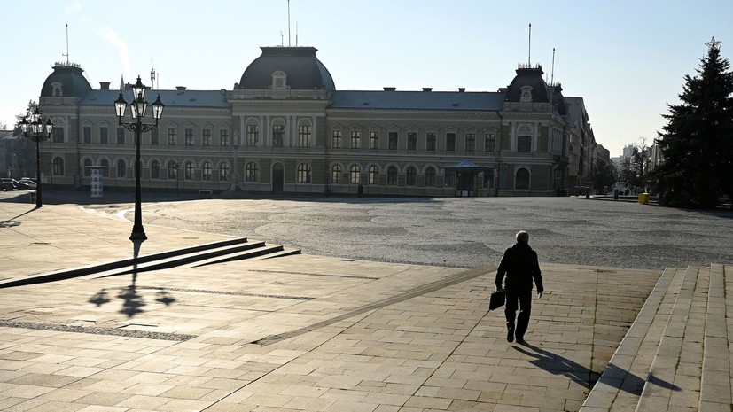 Парламент Словакии одобрил продление режима ЧС до 8 февраля