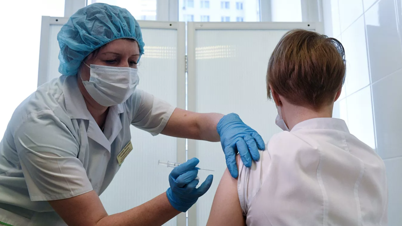 Собянин призвал не затягивать с решением о вакцинации от коронавируса