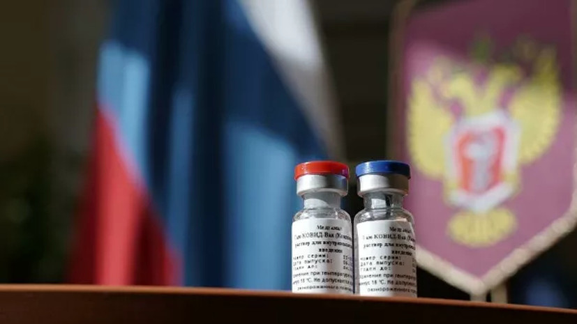 Мурашко рассказал об объёмах выпуска российских вакцин от COVID-19
