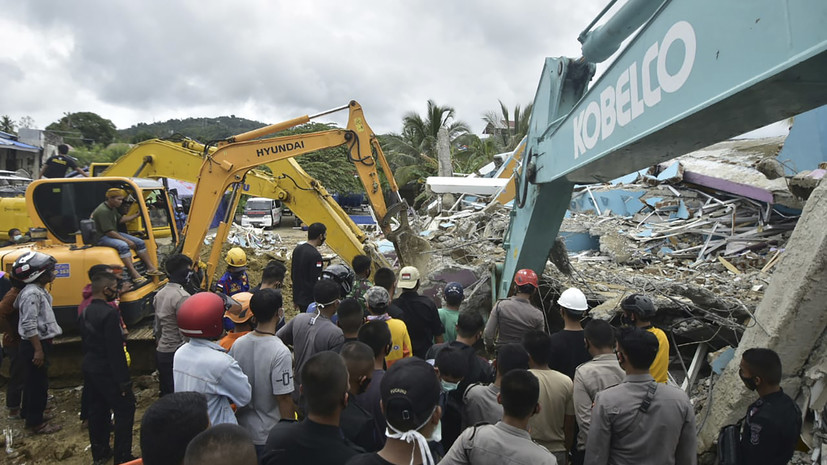 Число жертв землетрясения в Индонезии возросло до 34