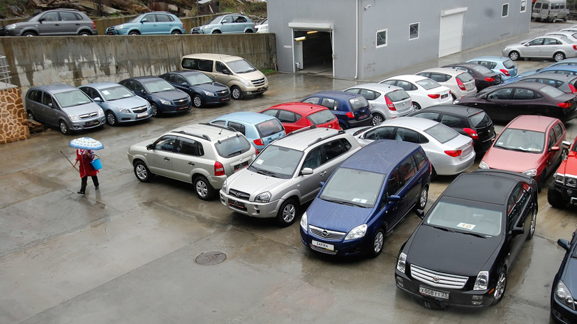 Продажи подержанных автомобилей премиальных брендов в Калининградской области выросли на 14% за год